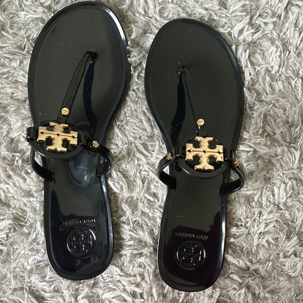 TORY BURCH mini miller flat thong